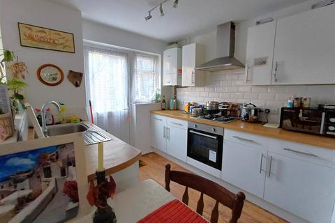 2 bedroom end of terrace house for sale, Abbey Close, Peacehaven