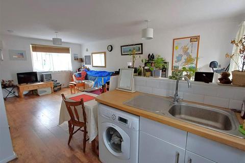 29 Abbey Close, Peacehaven, BN10 7SD