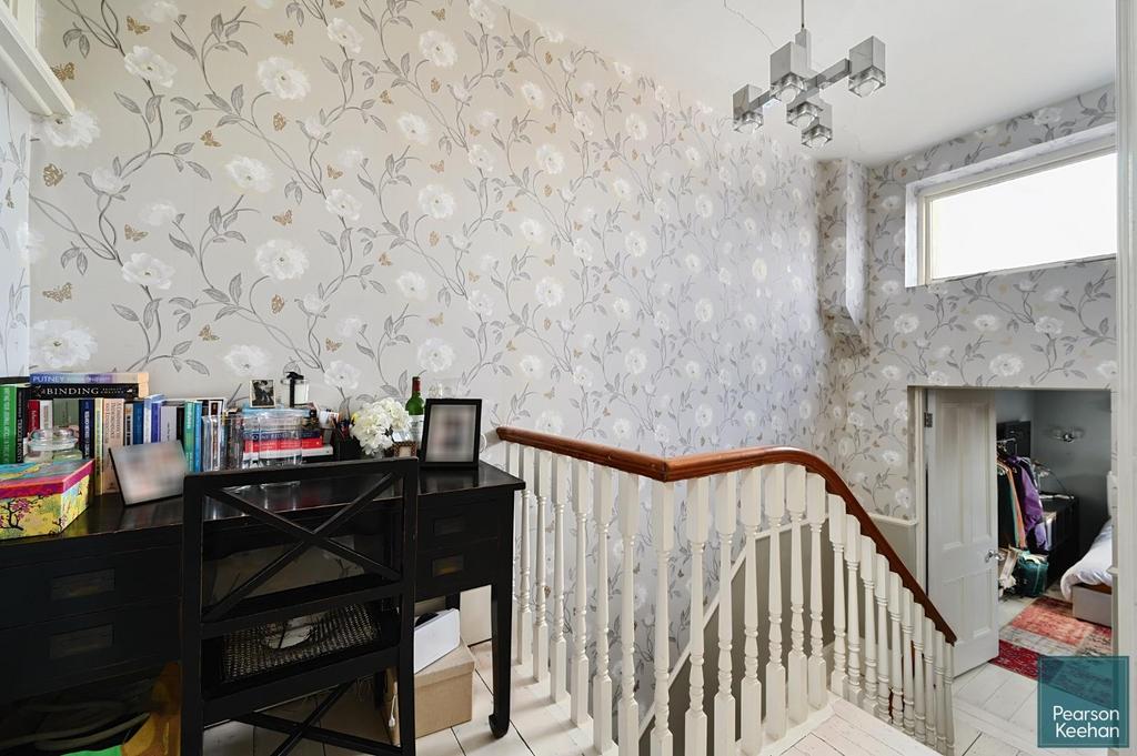 32 Eaton Place, BN2 1 EG (30).jpg