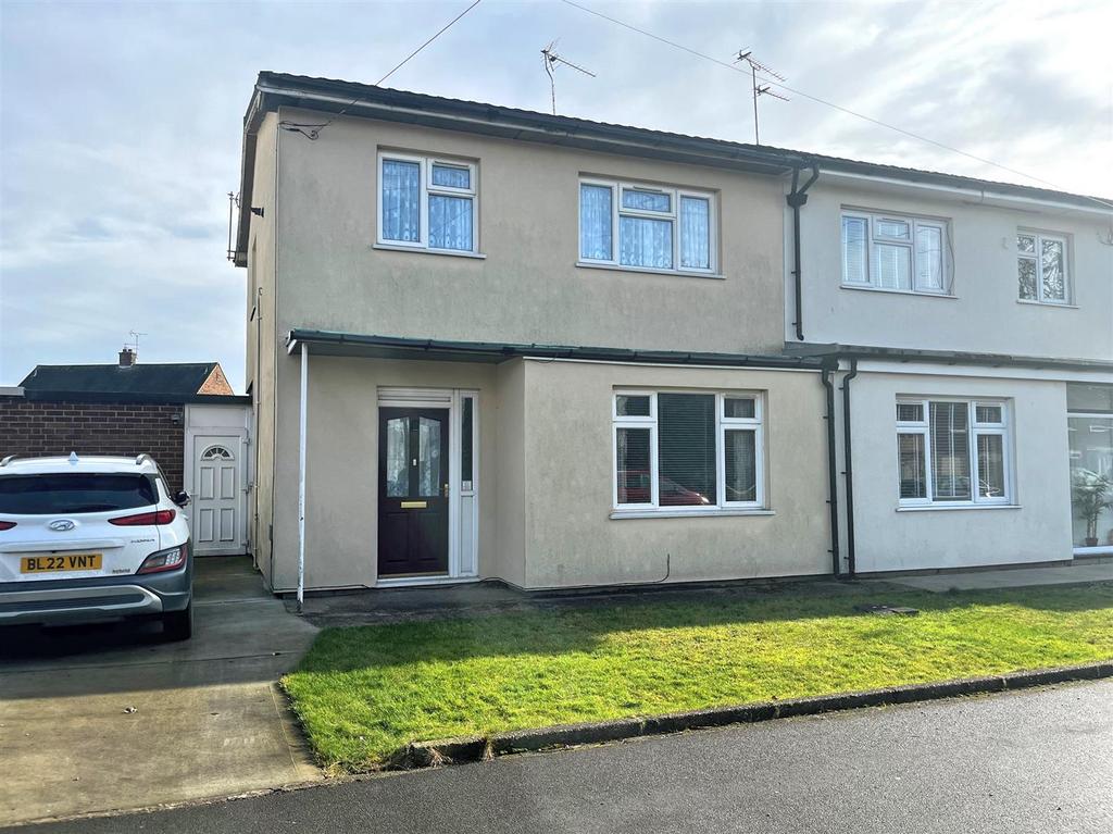 Appleton Road, Hull 3 bed semi-detached house for sale - £130,000