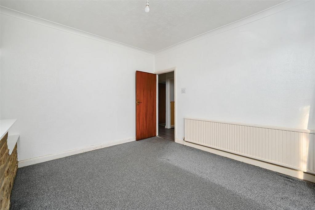 Beechers Road, BN41 (8).jpg