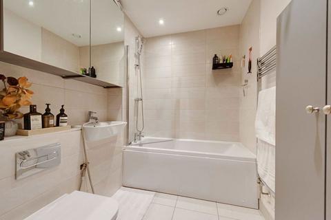 3, Leighfield Court Colonnade Gardens, London, W3 7TJ