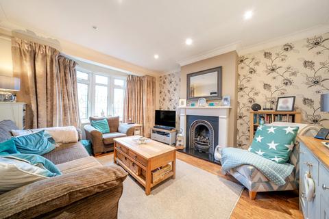 92 Melthorne Drive, Ruislip, HA4 0TR