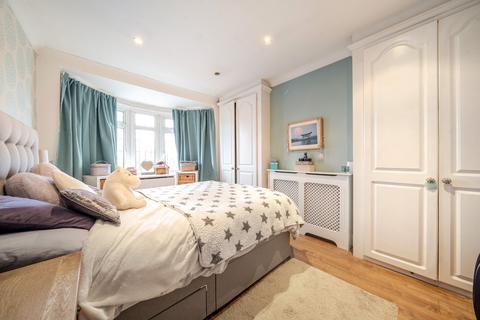 92 Melthorne Drive, Ruislip, HA4 0TR