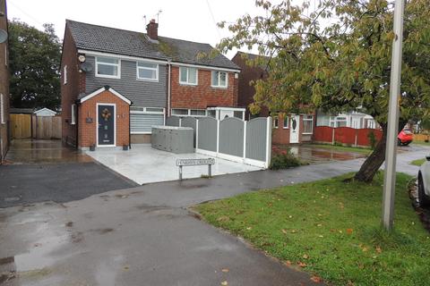 3 bedroom semi-detached house for sale, Penrhyn Crescent, Hazel Grove