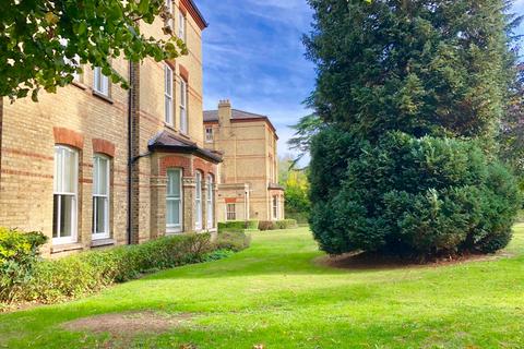 2 bedroom flat for sale, Mallard Road, Leavesden Court Mallard Road, WD5