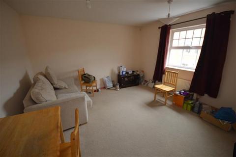 2 bedroom flat for sale, Malyon Close, Braintree, CM7