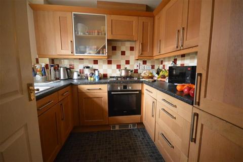 2 bedroom flat for sale, Malyon Close, Braintree, CM7