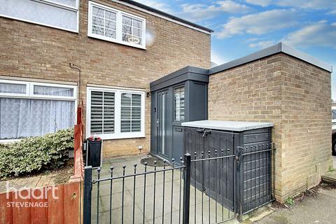 2 bedroom end of terrace house for sale, Norwich Close, Stevenage