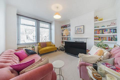 3 bedroom flat for sale, Wymond Street, Putney