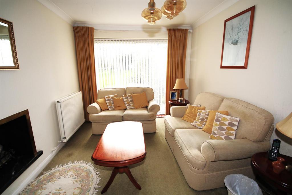 Living Room d.JPG