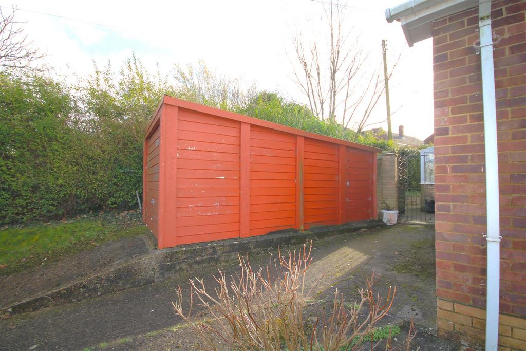 Garage.JPG