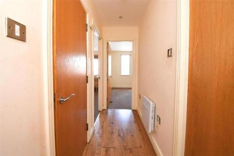 1 bedroom house to rent, High Street, London
