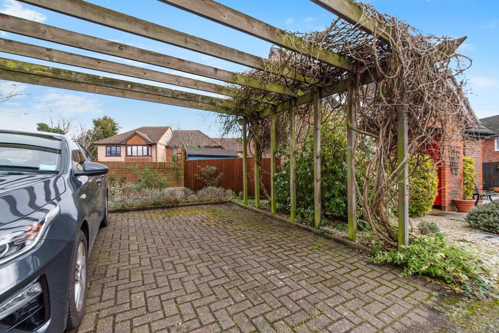 NUTFIELD CLOSE, (14).jpg