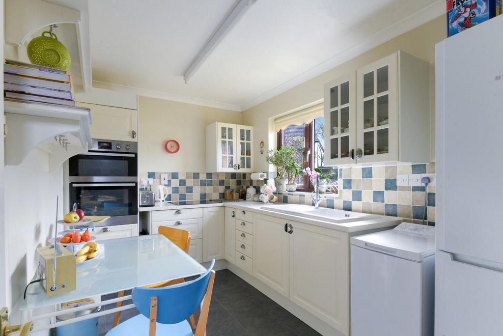 NUTFIELD CLOSE, (4).jpg