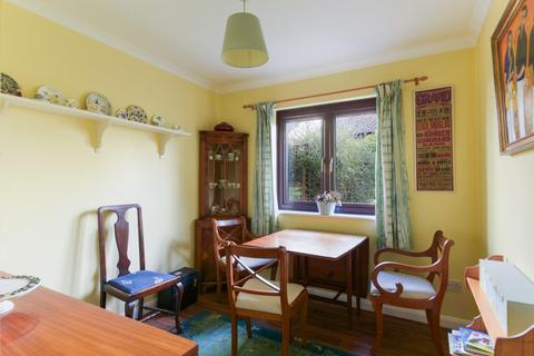 33 Nutfield Close, Carshalton, SM5 2RQ