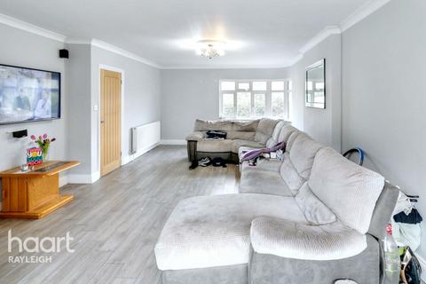 undefined, Crown Hill, Rayleigh
