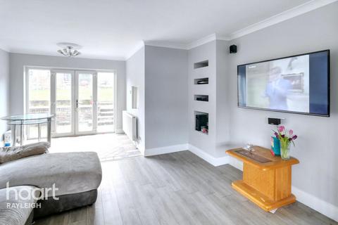 undefined, Crown Hill, Rayleigh