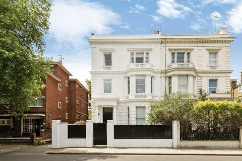 3 bedroom flat to rent, Holland Road, London W14