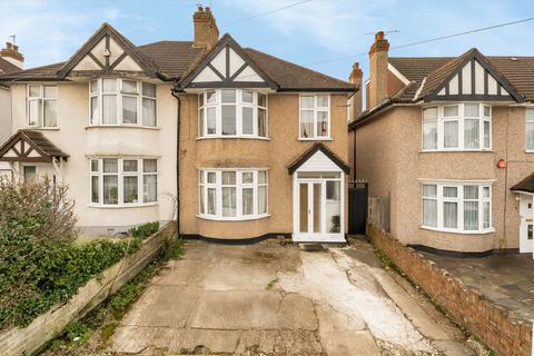 3 bedroom house to rent, Wood End Avenue, Harrow HA2