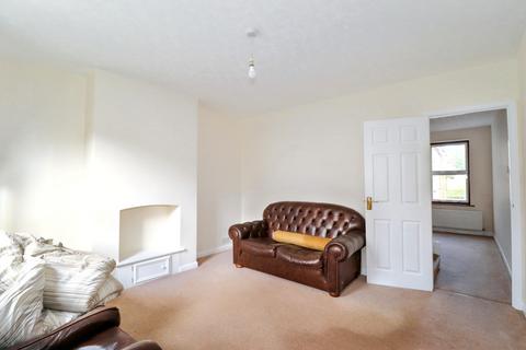 2 bedroom terraced house for sale, Green Lane, Hersham KT12