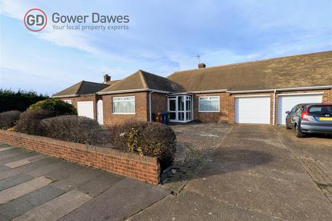 2 bedroom bungalow for sale, Orsett Heath Crescent, Orsett Heath