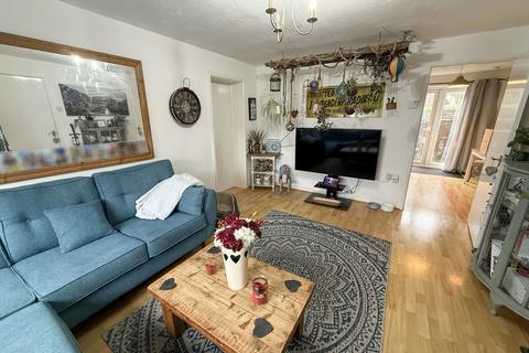 64 Bremeridge Road, Westbury, BA13 3UJ