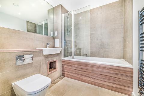 1 bedroom apartment to rent, at Fresh Wharf, 56 The Halcyon, 6 Drydock Square IG11