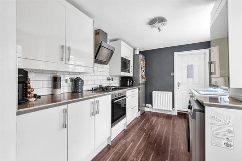 9 Crusoe Road, Erith, DA8 1PJ
