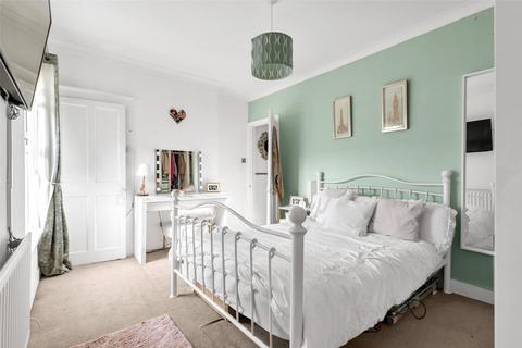 9 Crusoe Road, Erith, DA8 1PJ