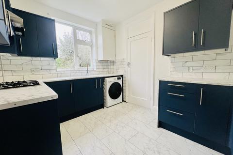 4 bedroom semi-detached house to rent, Beaulieu Drive, Pinner HA5