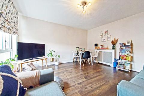 2 bedroom apartment for sale, Churchill Place, Harrow HA1