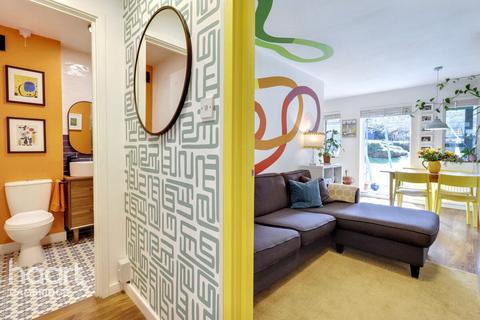 29 Queensway, Cambridge, CB2 8AY