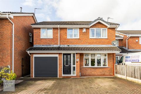 4 bedroom detached house for sale, Ennerdale Road, Astley M29