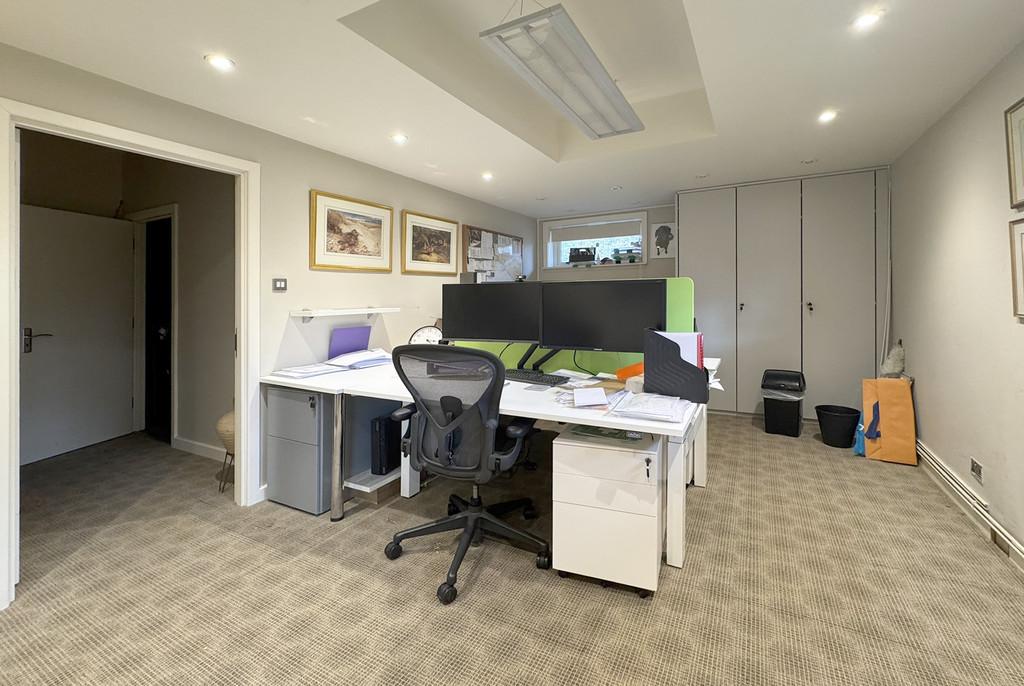 HG Studio Office