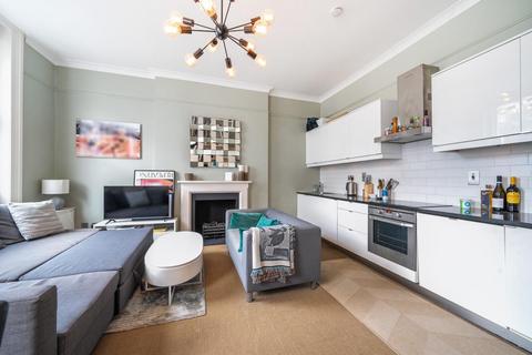 1 bedroom flat for sale, Hereford Road, Bayswater, London, W2