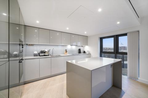 3 bedroom penthouse for sale, Aerodrome Road, London