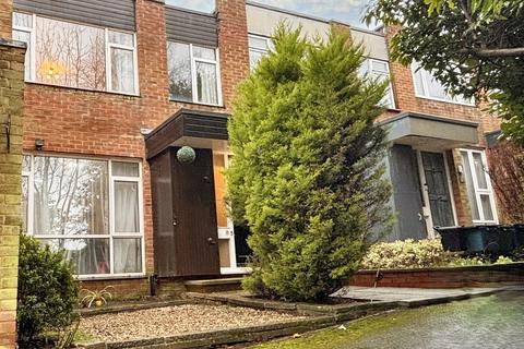 3 bedroom terraced house for sale, Deepfield Way, Surrey CR5