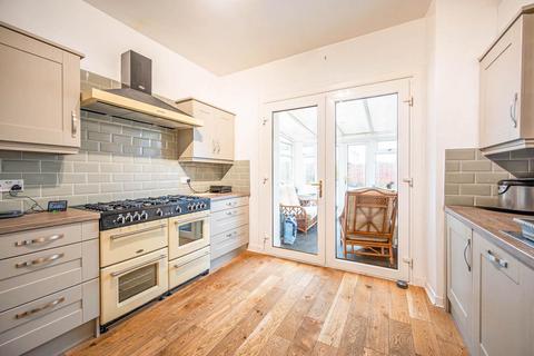215 Bonkle Road, Newmains, Wishaw, ML2 9AA