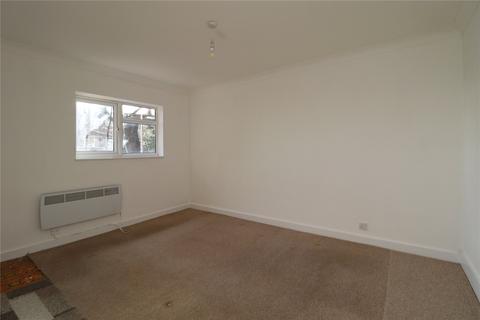 2 bedroom flat for sale, Fairview Avenue, Surrey GU22