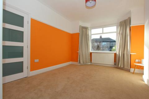 3 bedroom semi-detached house to rent, Little Norton Lane, Sheffield