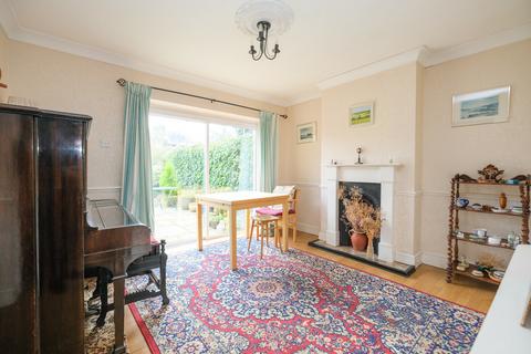16 Derry Downs, St Mary Cray, Orpington, BR5 4DT