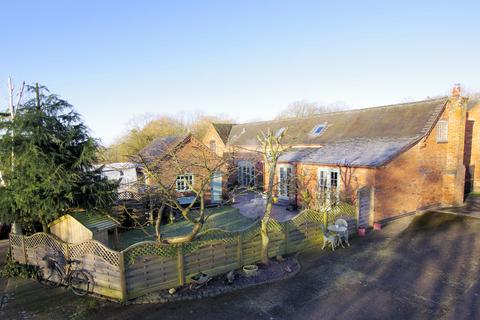 3 bedroom barn conversion for sale, Blackfordby Lane, Moira