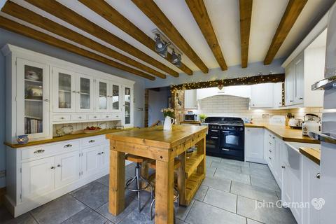 3 bedroom barn conversion for sale, Blackfordby Lane, Moira