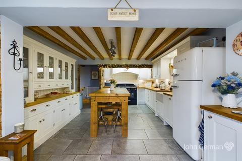 3 bedroom barn conversion for sale, Blackfordby Lane, Moira