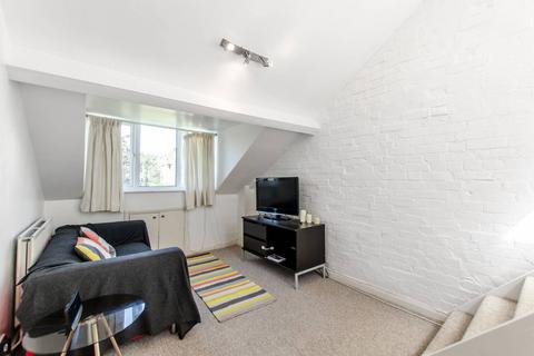 2 bedroom flat for sale, Glenloch Road, Belsize Park, London, NW3