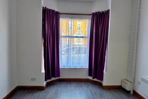 1 bedroom flat to rent, Yardley Road, Acocks Green, B27 6LR