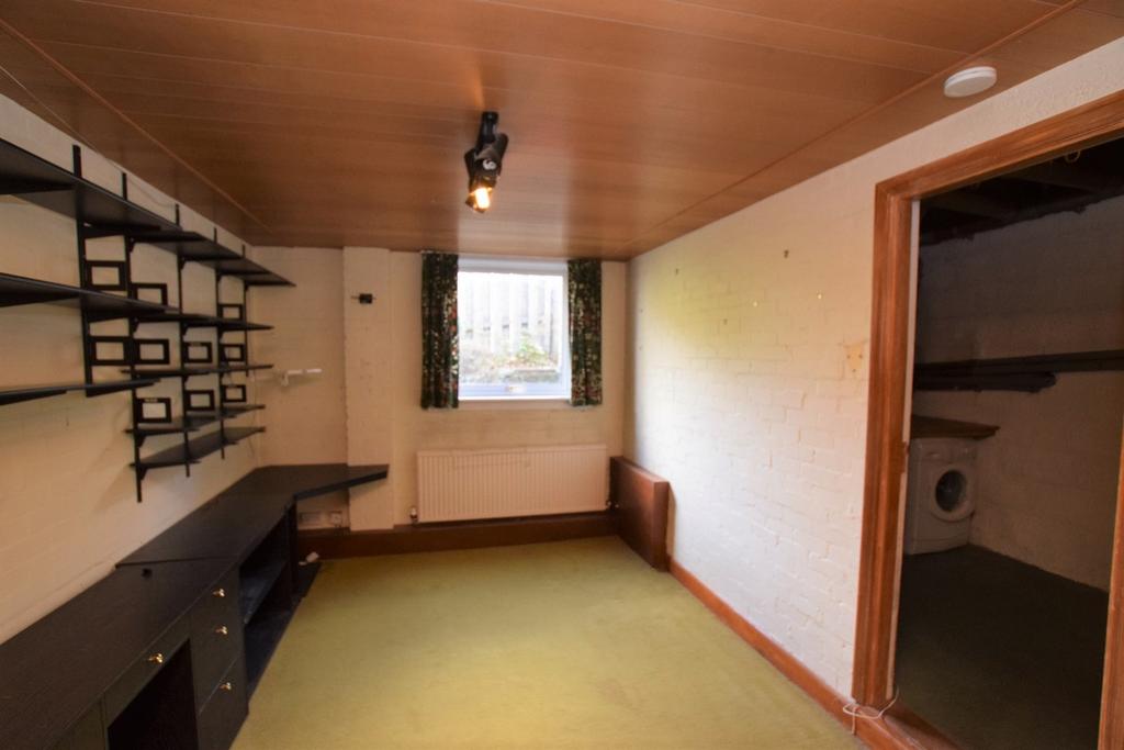 7 Robertson Avenue, Dumfries DG1 4 EY - Grieve Grie
