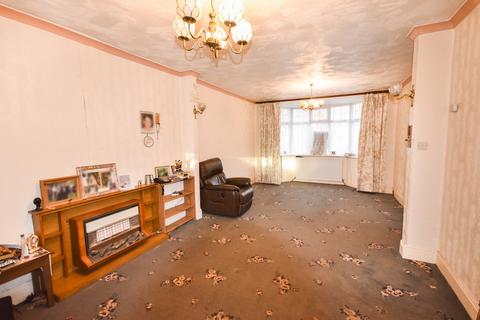 3 bedroom semi-detached house for sale, Welby Avenue, Nottingham