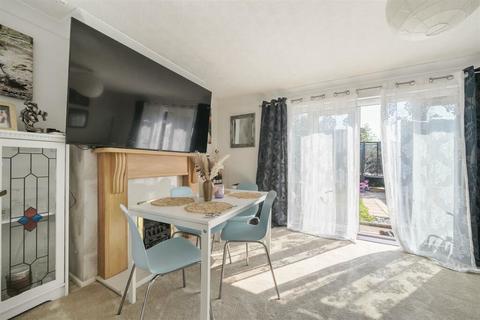 3 bedroom semi-detached house for sale, Tamworth Road, Tamworth B77